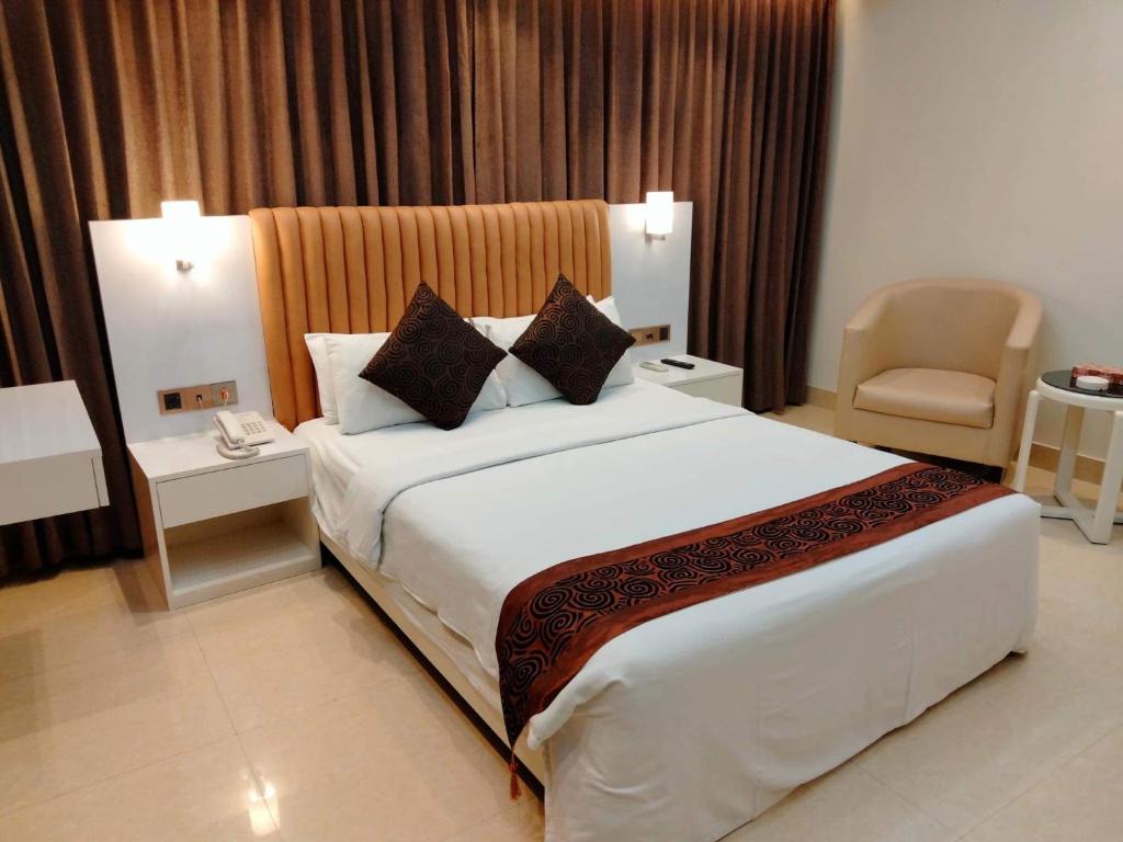 Hotel White Orchid